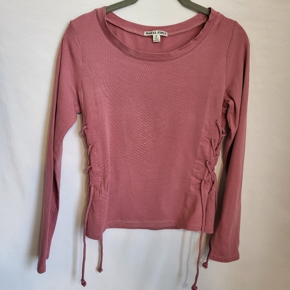 Moral Fiber long sleeve side laced pink shirt pre-owned great condition small S